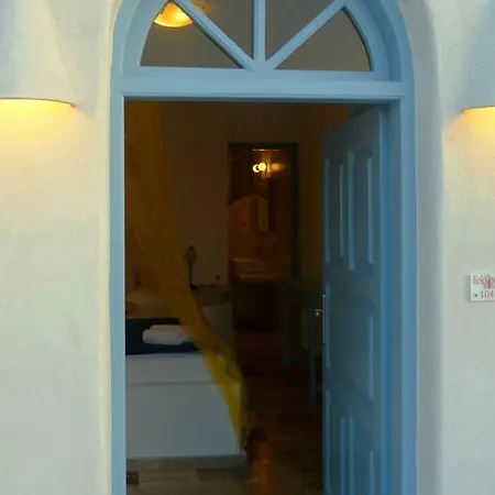 Hotel Kokkinos 3*