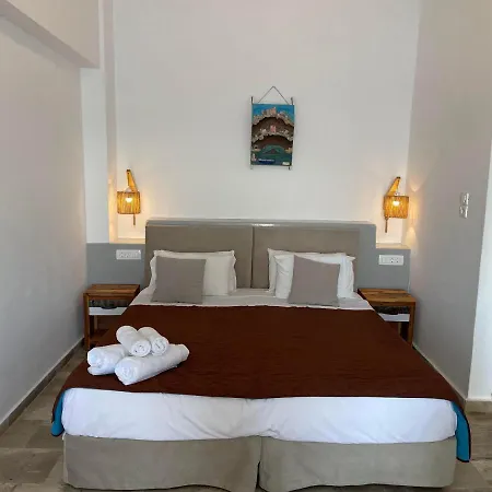 Kokkinos Hotel
