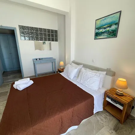 Kokkinos Hotel