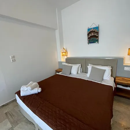 Kokkinos Akrotiri (Santorini)