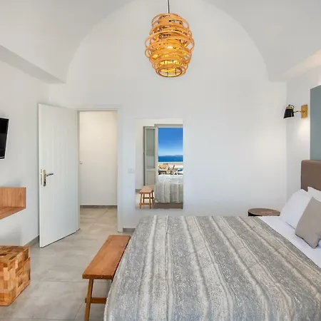 Kokkinos Akrotiri (Santorini)