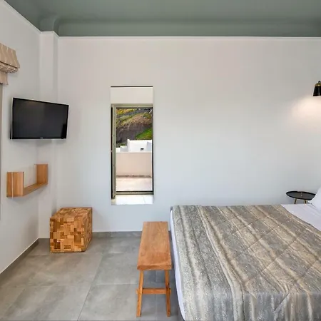 Kokkinos Hotel