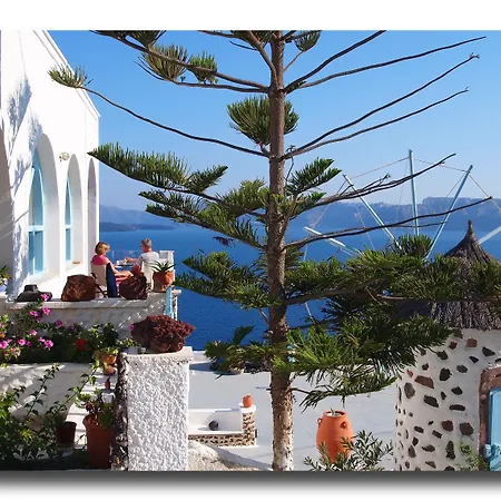 Kokkinos 3* Akrotírion