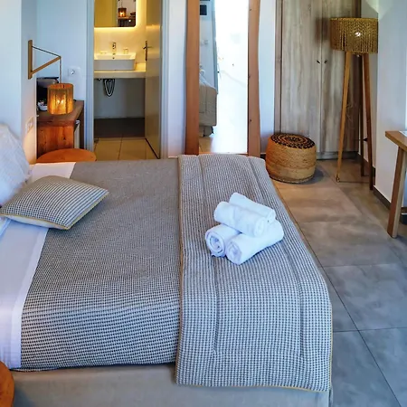 Kokkinos Hotel