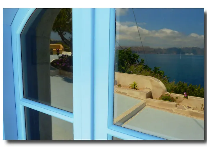 Kokkinos 3* Akrotírion