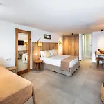 Kokkinos Hotel 3*